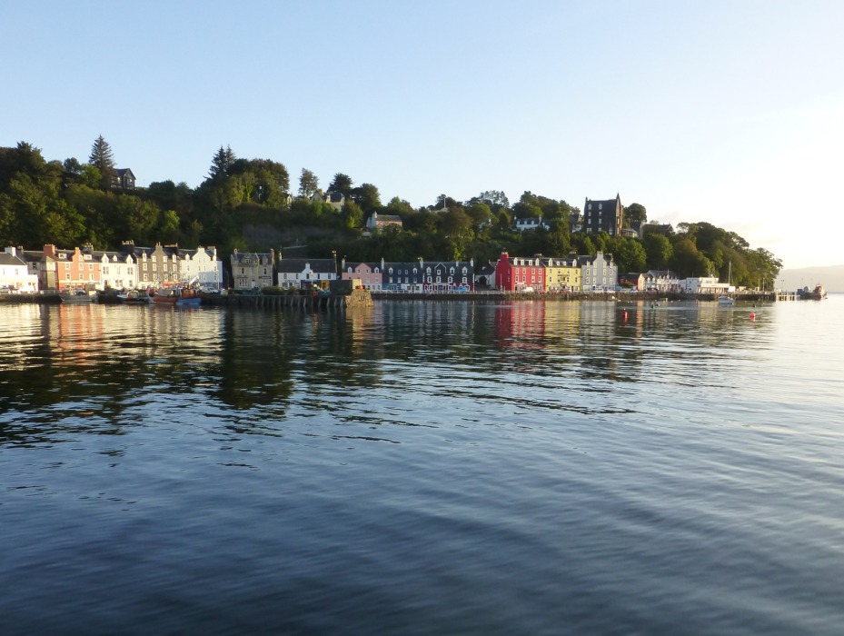 Tobermory sea-front - north